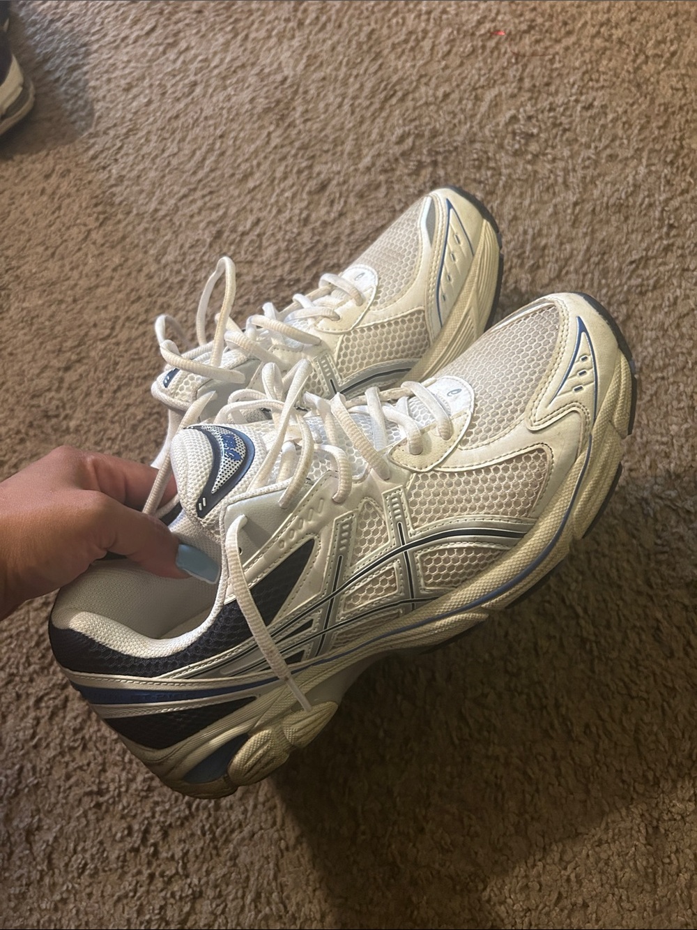 Asics White and Navy Men's Athletic Running Shoes - Picture 2 of 2